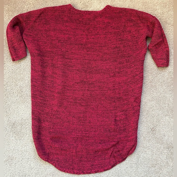 Express Magenta and Black Knit Sweater V Neck 3/4 Sleeve - Picture 3 of 4